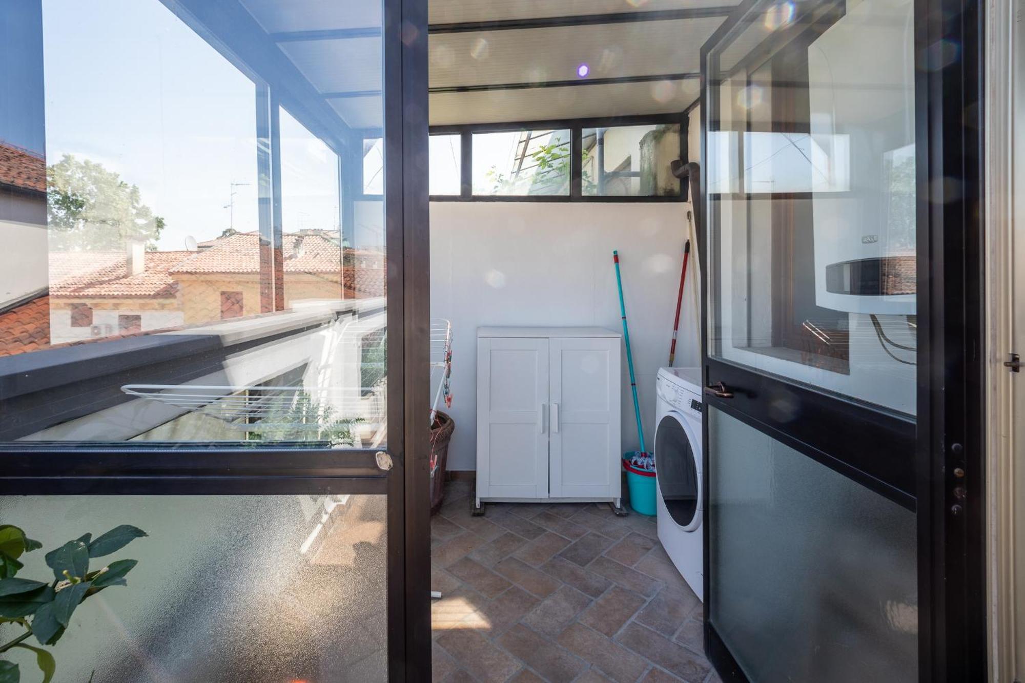 San Michele Modern Apartment - Con Balcone! Vicenza Luaran gambar
